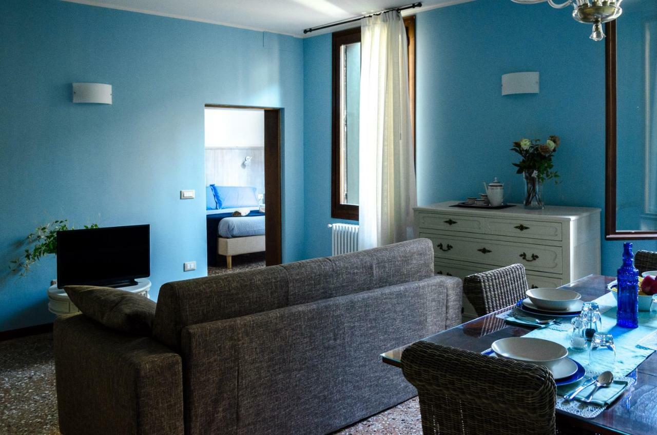 Appartamento Azzurro Two Bathrooms Venezia Esterno foto